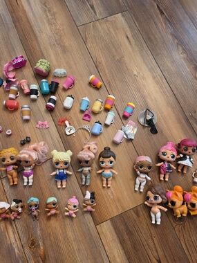 L.O.L. Surprise! Assorted Dolls,pets,and Accessories